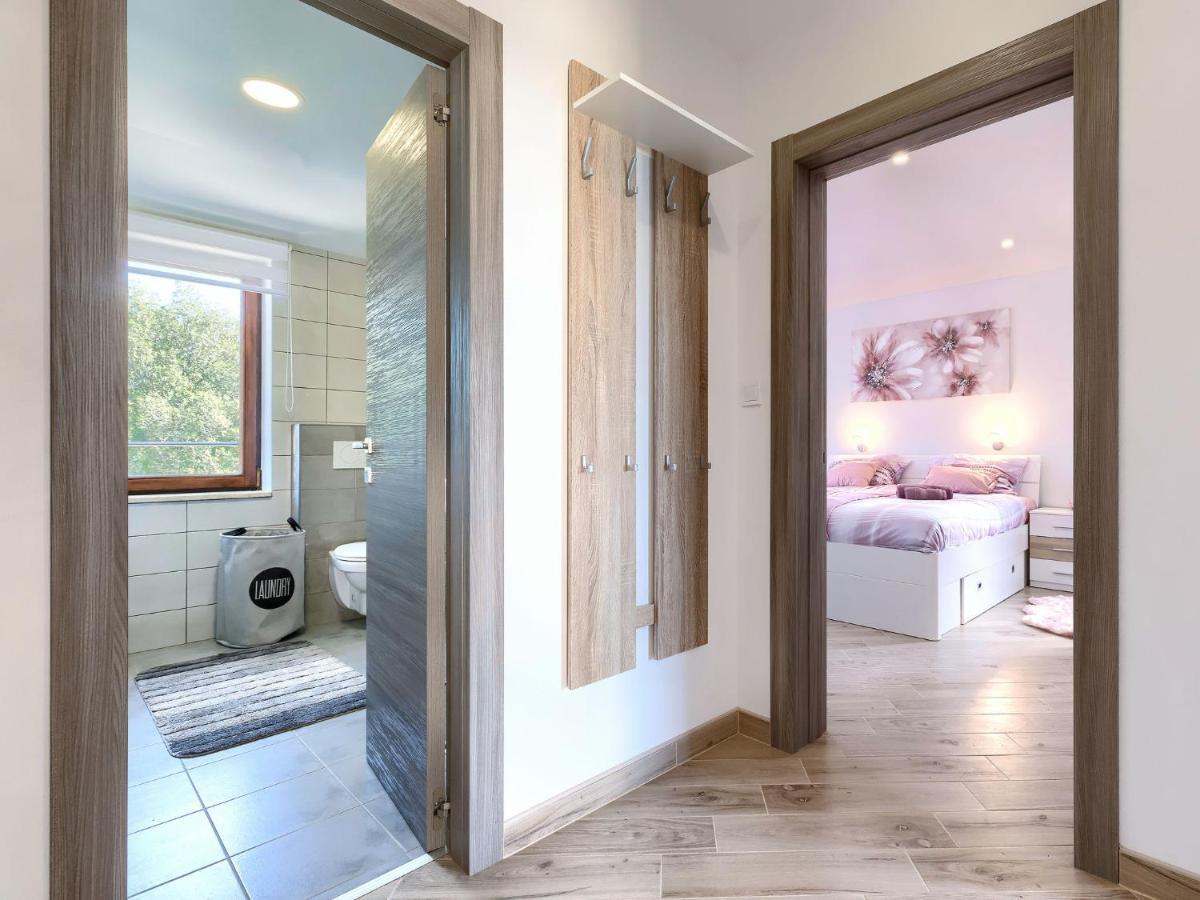 Apartment Joy By Interhome Pula Exterior foto